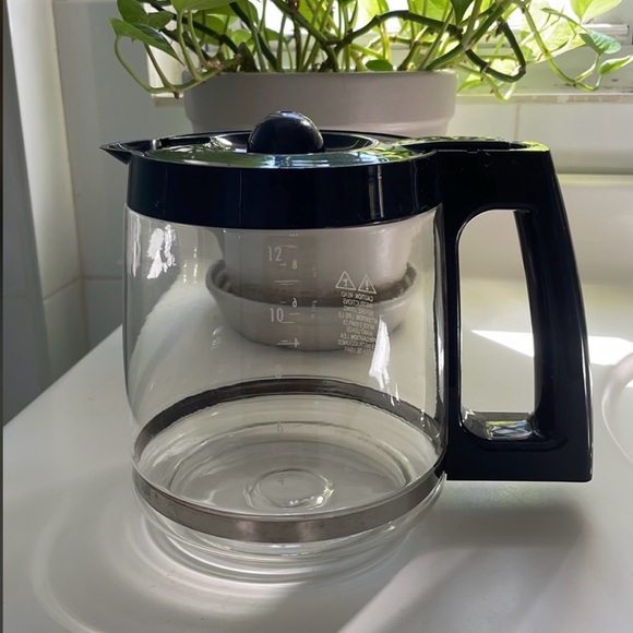 Glass Replacement Cofee Carafe Compatible with Cusinart Coffee Maker Models… - Picture 1 of 8